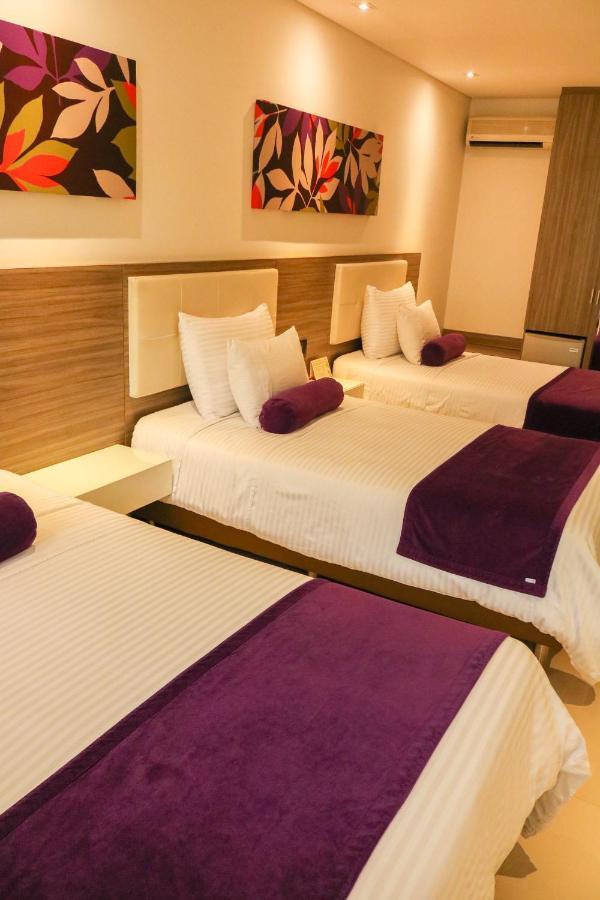 Hotel Loyds Μεντεγίν Εξωτερικό φωτογραφία
